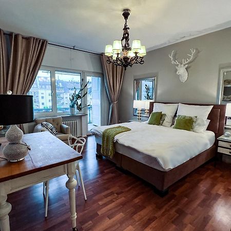 Big, Central And Charming Apartment On Schaafenstrasse Koln Bagian luar foto